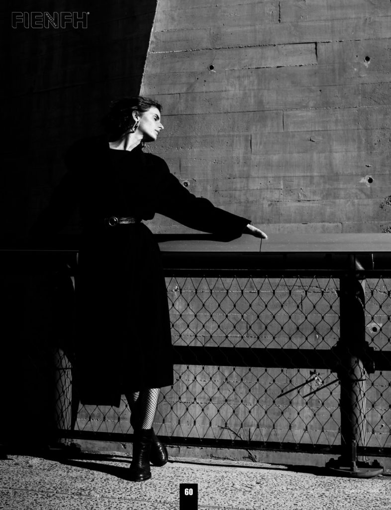 edito Fienfh magazine fashion photography in black and white